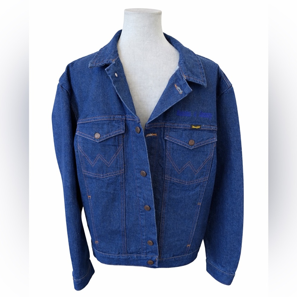 Wrangler Queens of Country Embroidered Denim Trucker Jacket XL